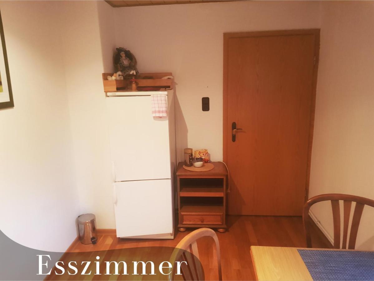 Gasthaus Katrin เคอนิกสลูทเทอร์ อัม เอล์ม ภายนอก รูปภาพ